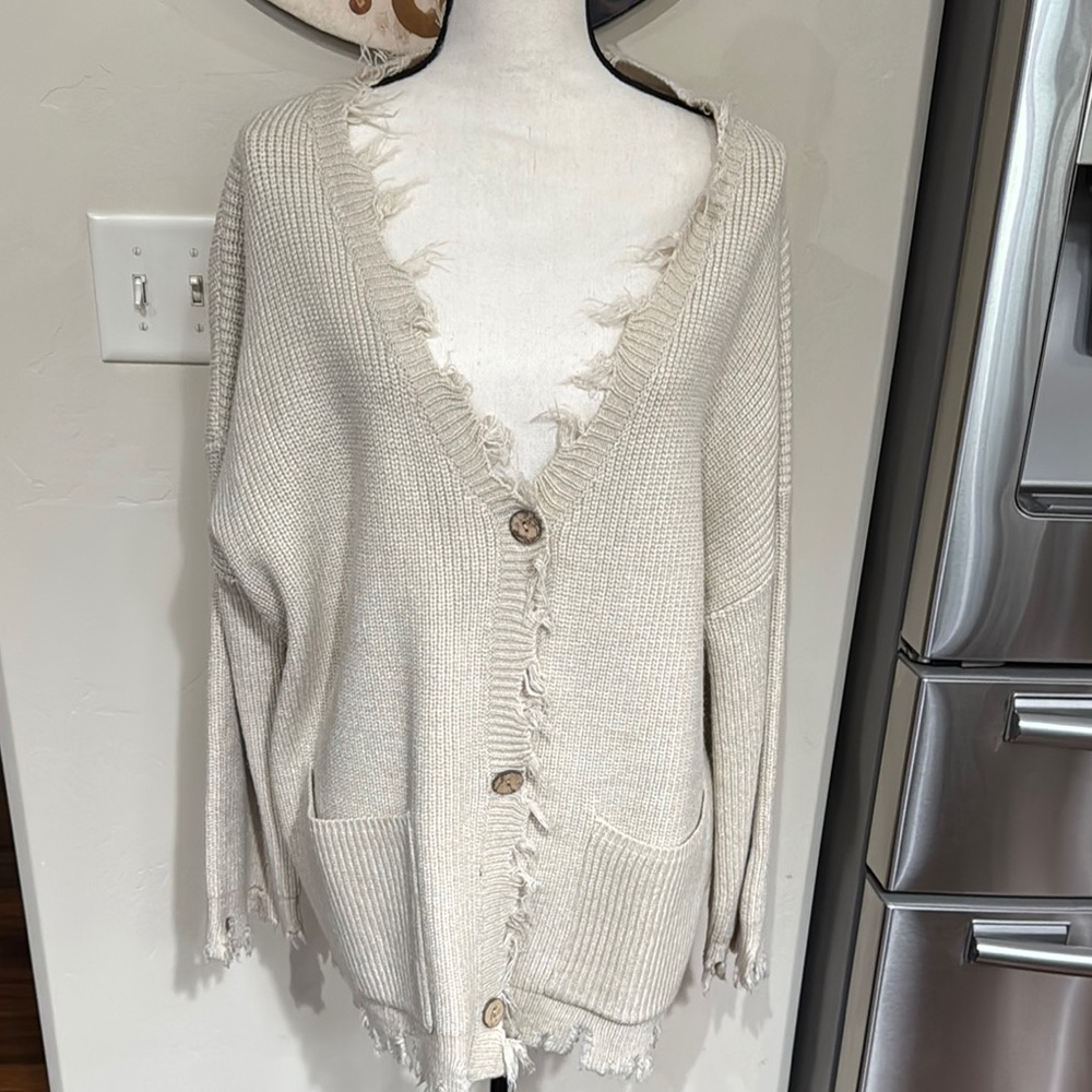 O&O Fringed Sweater